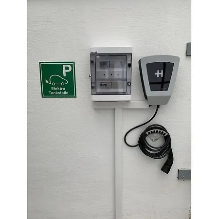 Dahlke With Fireplace And Sauna Rheinböllen