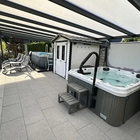 Dahlke With Fireplace And Sauna