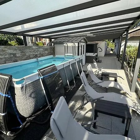 Dahlke With Fireplace And Sauna Hébergement de vacances Rheinböllen