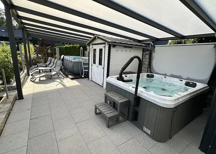 Dahlke With Fireplace And Sauna