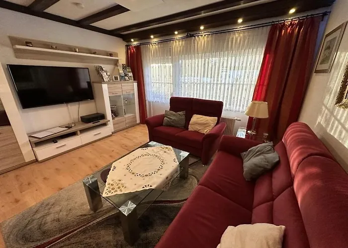 Dahlke With Fireplace And Sauna Rheinböllen