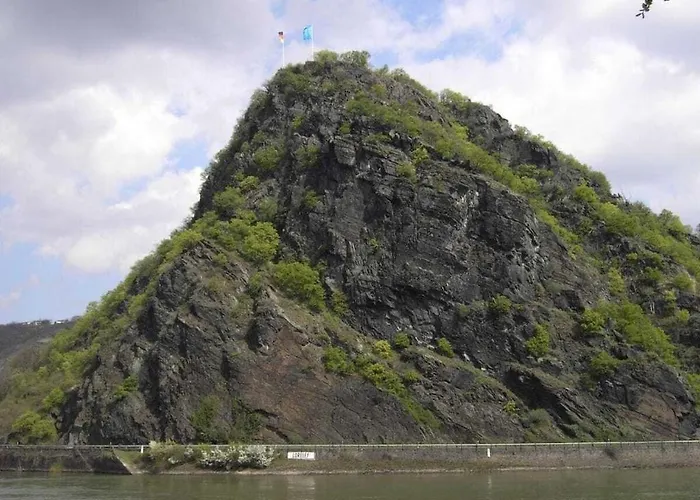 Dahlke With Fireplace And Sauna Rheinböllen